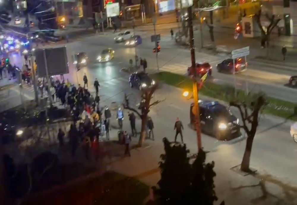 VIDEO. Noi proteste la Slatina. „Dați drumu’ la cazinouri!”, printre scandări