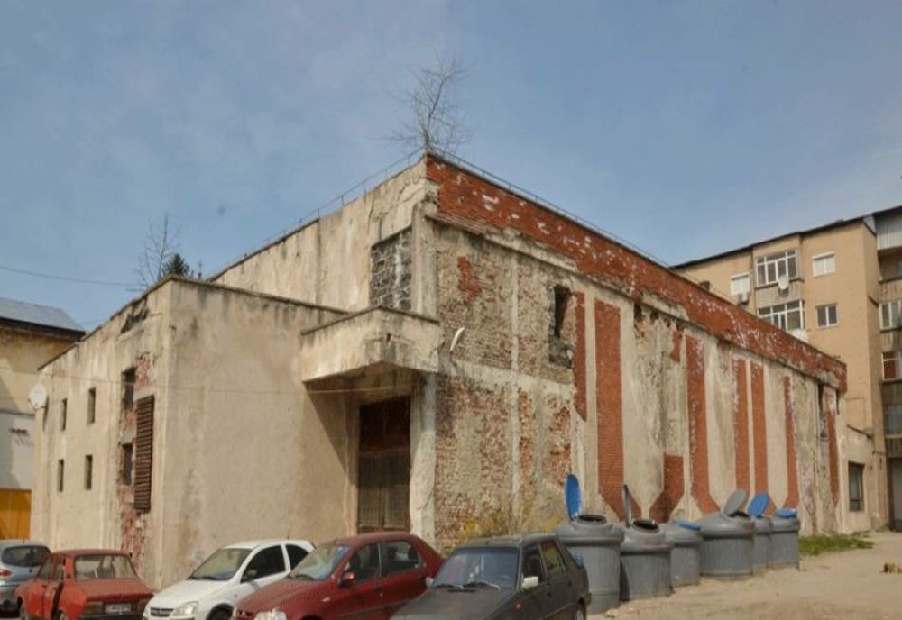 Balş: Primăria a preluat cinematograful din oraş de la RADEF