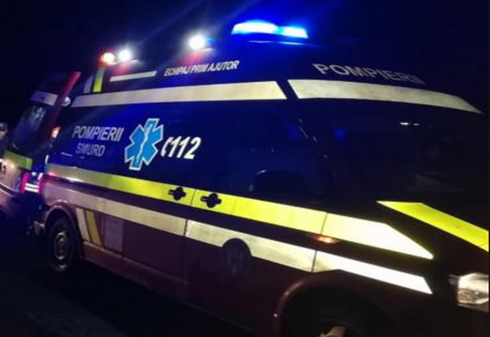 Un tânăr a decedat, după ce a fost lovit de o maşină, în judeţul Olt
