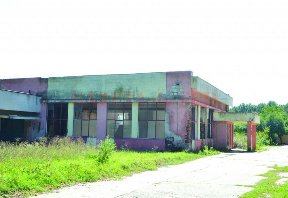 Prefectul de Olt, acuzat de implicare în campania electorală. Cum se apără acesta