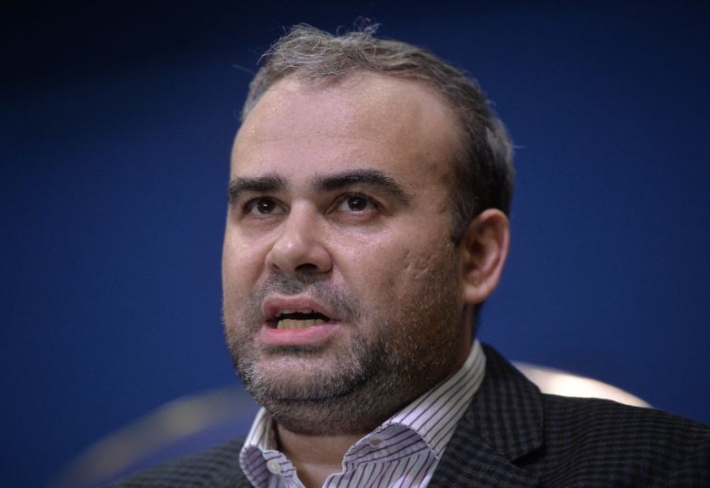Achitare DEFINITIVĂ într-un dosar al fostului ministru Darius Vâlcov