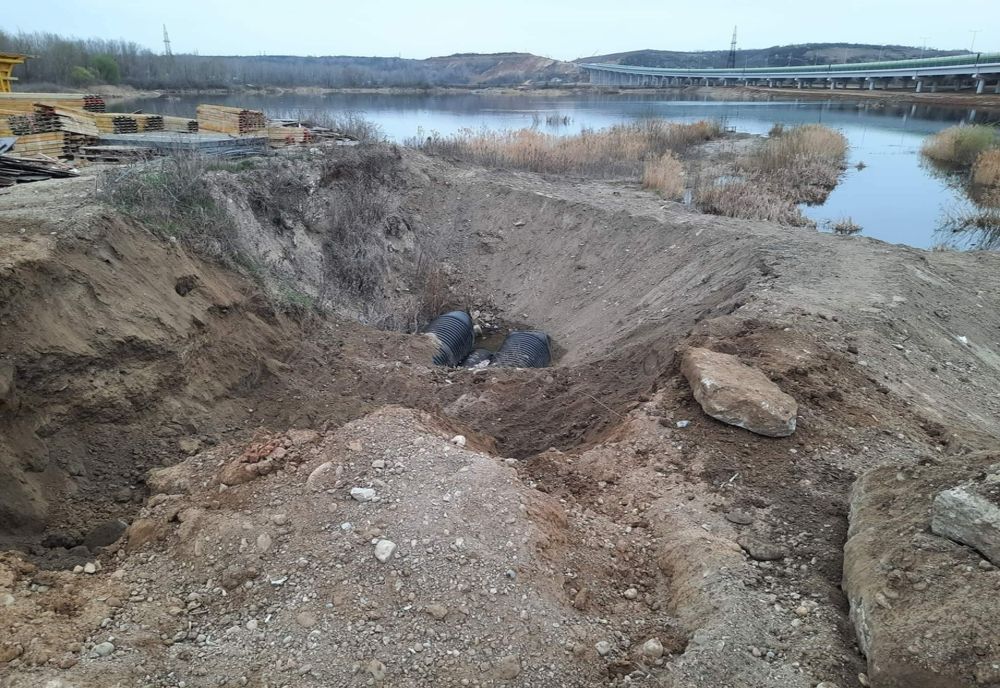 Olt: Lac din zona Drumul Expres, reumplut