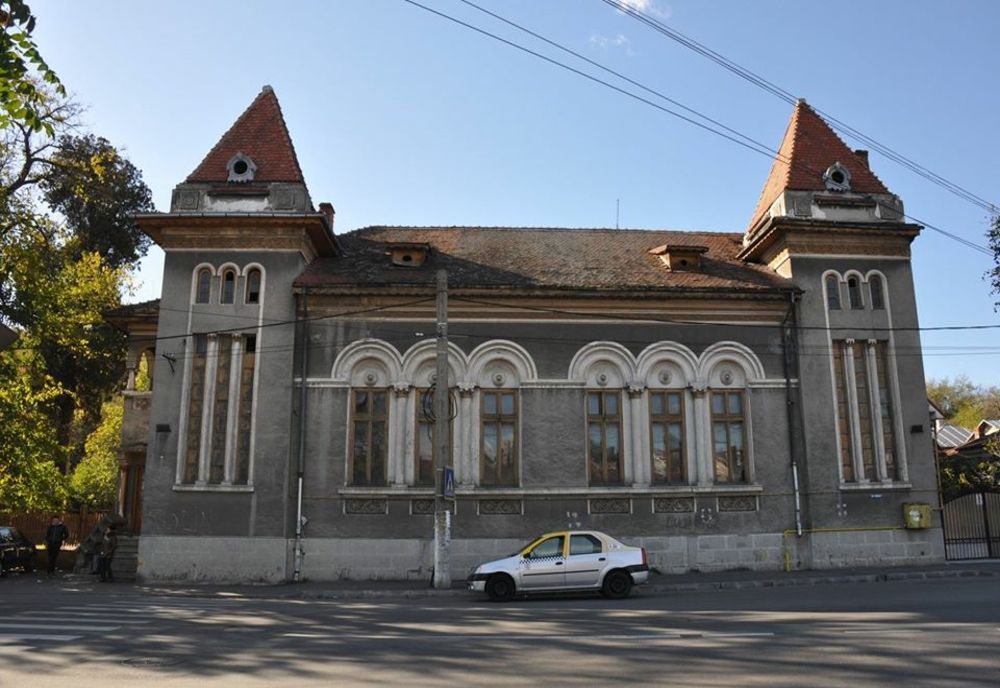 Fosta Casă a Armatei, monument istoric din Slatina, reabilitată de primărie