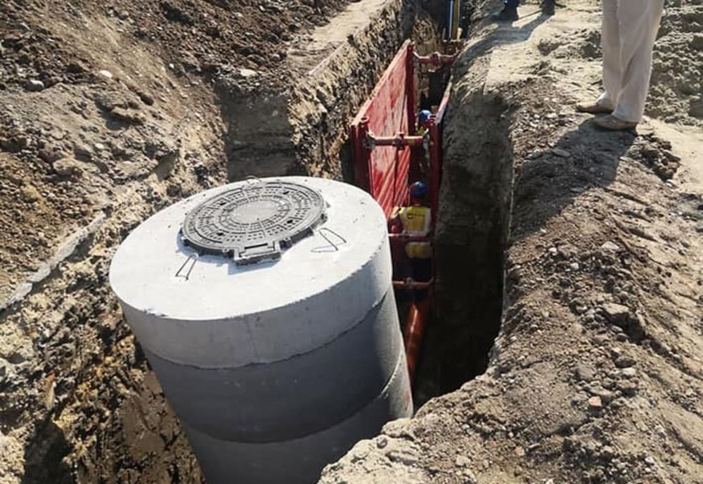 Se lucrează pentru modernizarea şi extinderea reţelei de apă şi canal, la Caracal