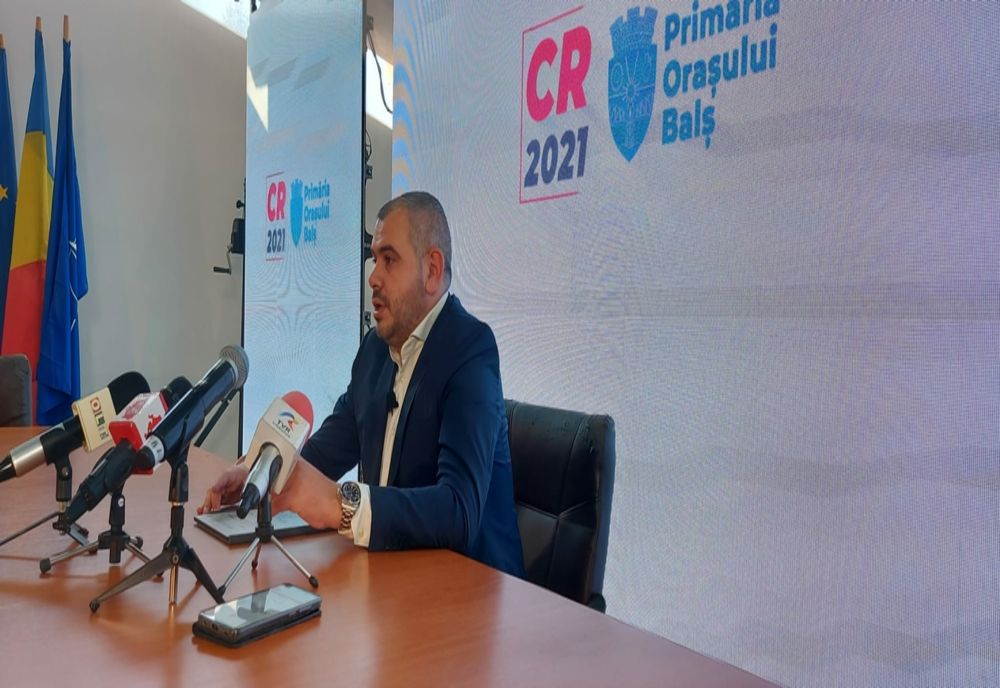 Primarul din Balş spune că nu va face economie la iluminatul public: Ba, mai mult, voi face şi iluminatul festiv