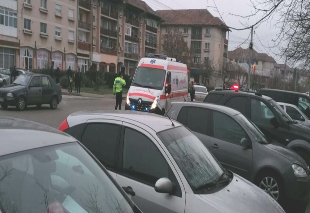Trei elevi din Olt, în stare de inconştienţă la spital, după ce ar fi consumat alcool sau alte substanţe