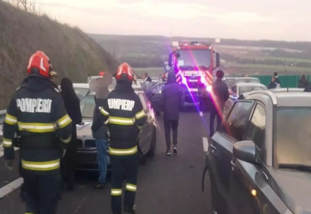 Carambol cu 11 mașini pe drumul expres din Olt. Plan Roșu activat, 27 de oameni implicați