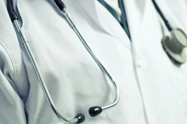Medicii ar putea fi testați antidrog, după ce cazurile de consum în rândul cadrelor medicale au crescut