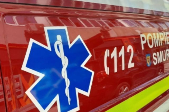 Explozie într-o locuinţă din Olt din cauza unui boiler. Un bătrân a ajuns la spital cu arsuri