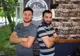 Povestea lui Alex Curt, tânărul care acum un an renunţa la viaţa în Anglia pentru a deschide un "barber shop" în oraşul natal - FOTO