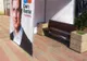 Slatina: Cei de la USR-PLUS au "confiscat" o bancă pentru a strânge semnături pentru prezidenţiale