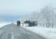 Şofer din Caracal, accident în Dolj. S-a răsturnat cu maşina pe plafon, după ce a derapat