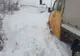 Iarna face probleme în Olt. Autoturisme tractate de utilajele de deszăpezire