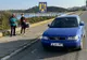 Prins de poliţişti că face transport ilegal de persoane, a sărit în râul Olt ca să fugă de autorităţi