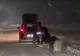 Un adolescent de 17 ani a murit după ce sania trasă de o mașină a lovit un cap de pod